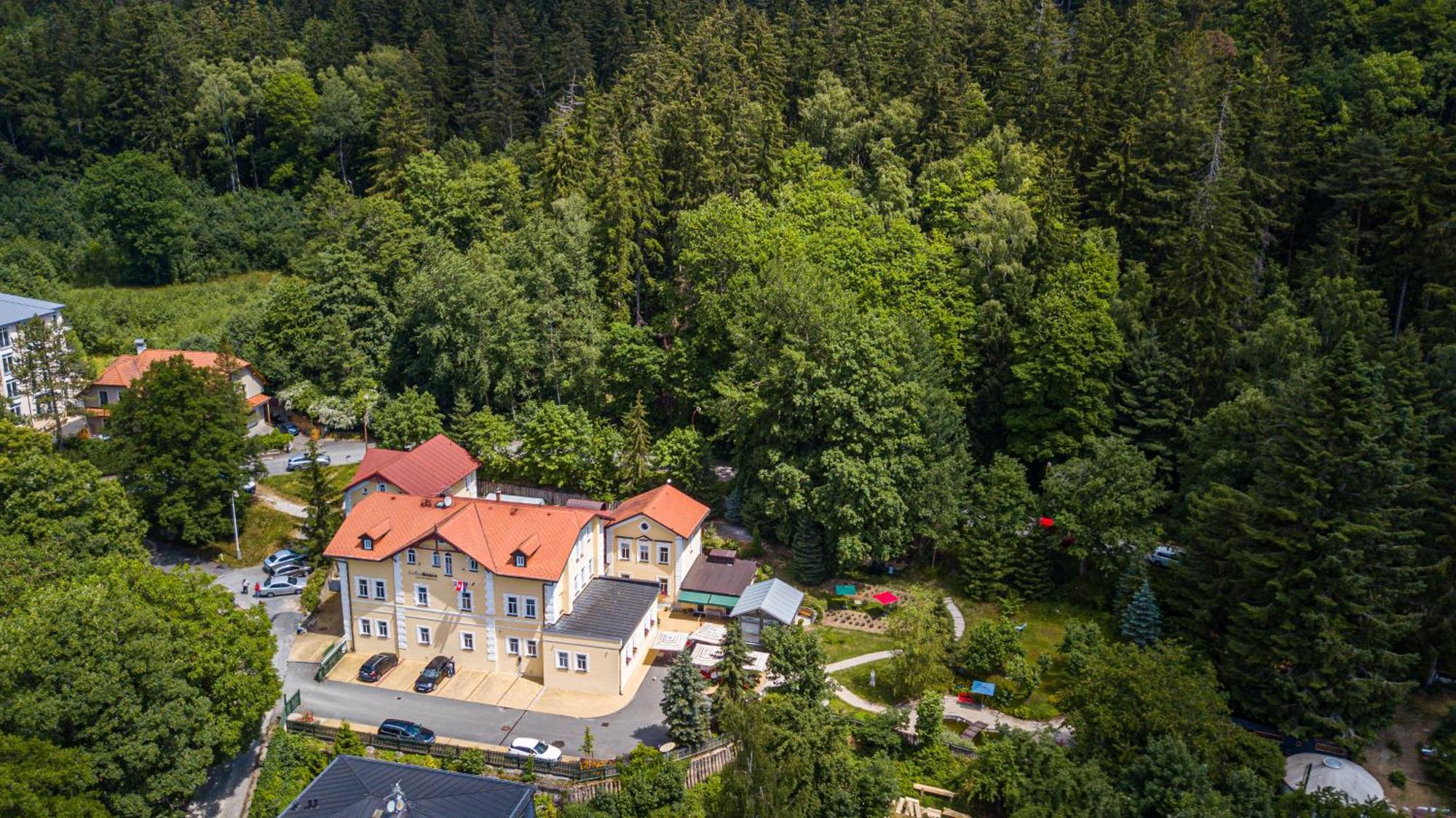 Boutique Hotel Swisshouse Mariánské Lázně Exteriör bild