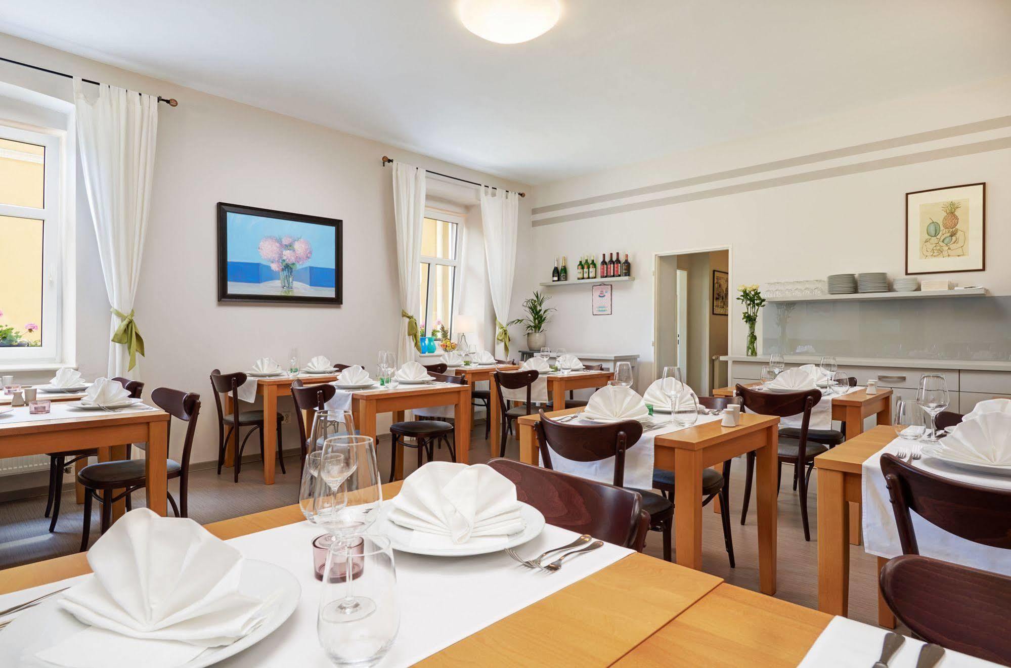 Boutique Hotel Swisshouse Mariánské Lázně Exteriör bild