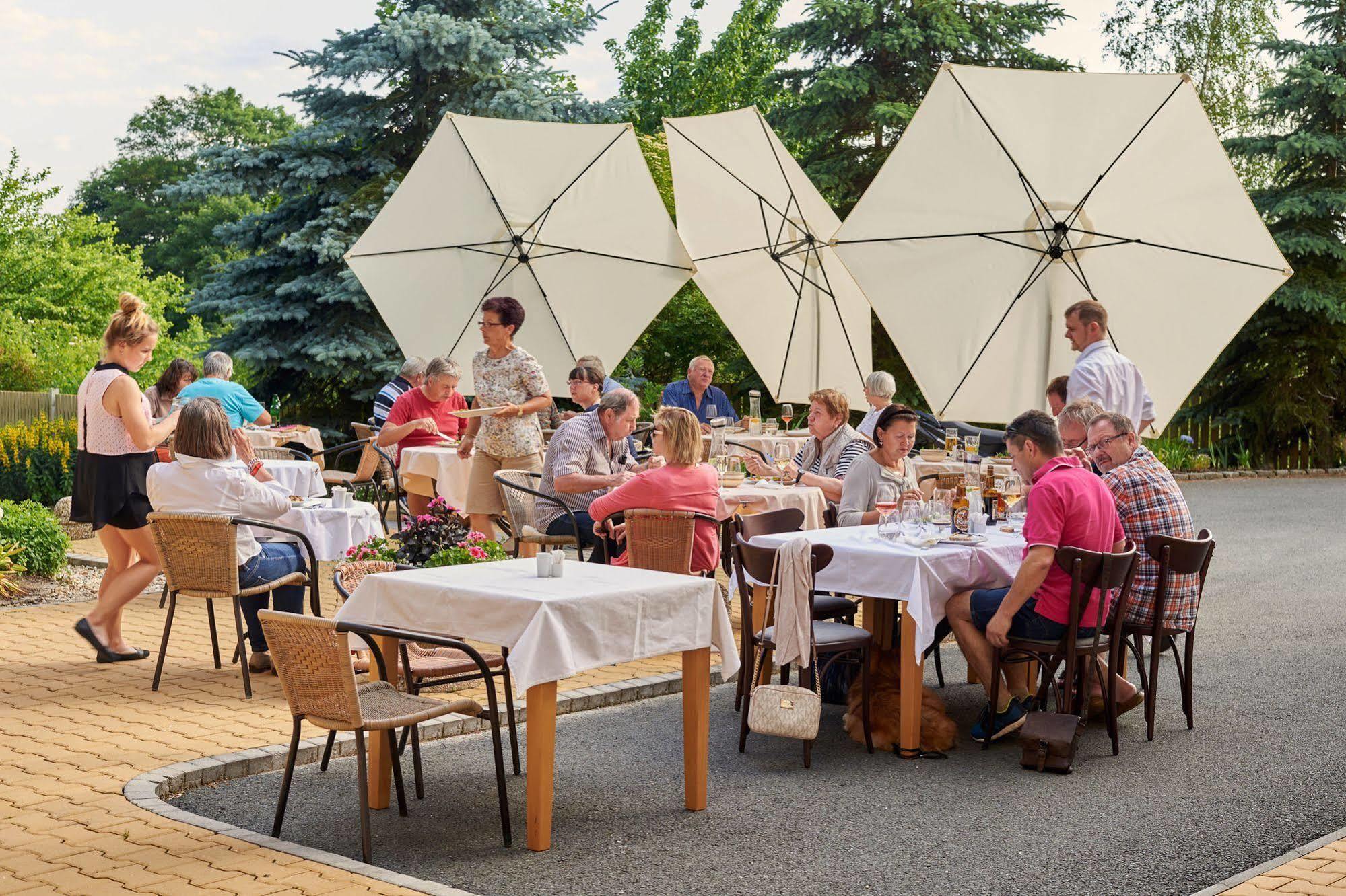 Boutique Hotel Swisshouse Mariánské Lázně Exteriör bild