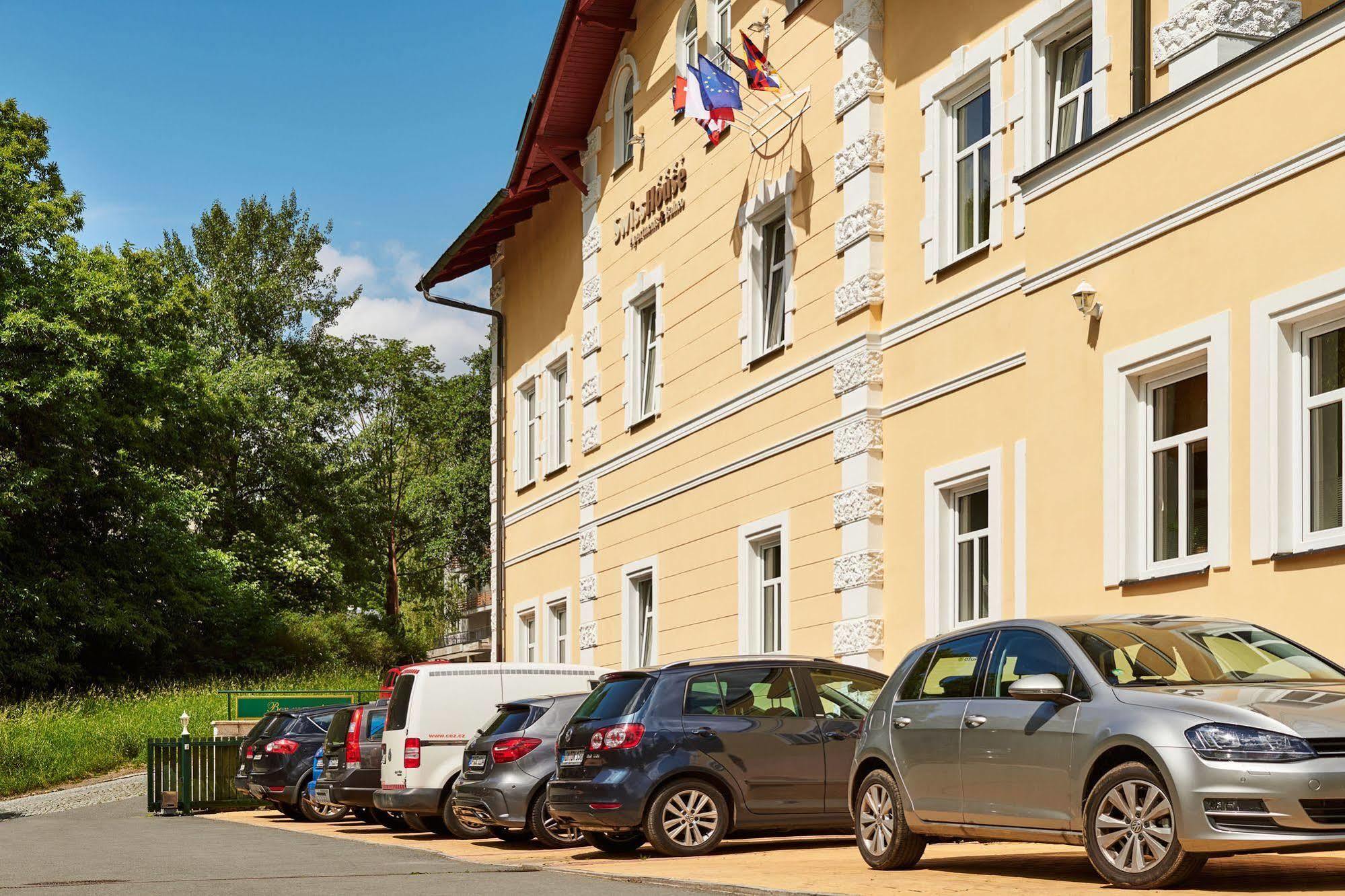 Boutique Hotel Swisshouse Mariánské Lázně Exteriör bild